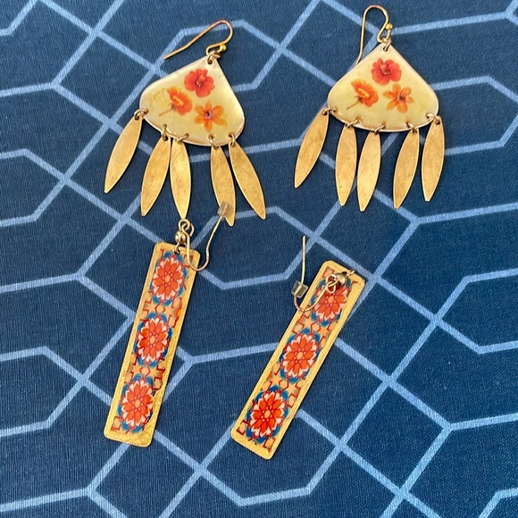 Unbranded Jewelry - 😀 Free w/ Purchase Lot of 2 Boho Gold Tone Dangle Earrings